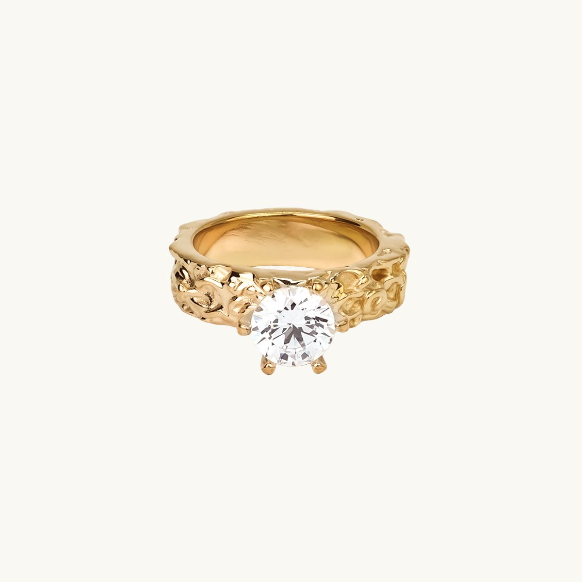 Princess ring in gold plated brass with white stone