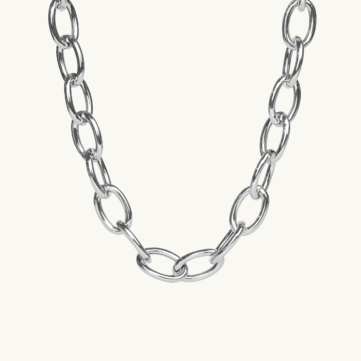 Necklace in silver, chunky chain