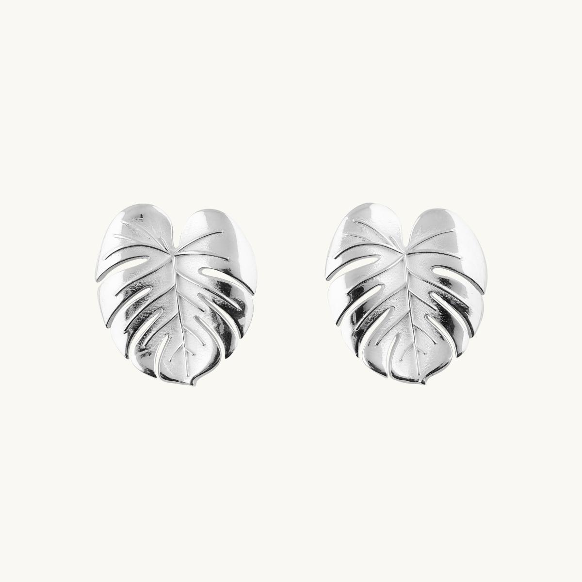 Earrings in shape of palm leafs in sterling silver