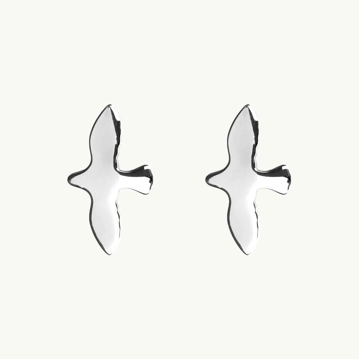 Earrings in sterling silver in shape of a dove
