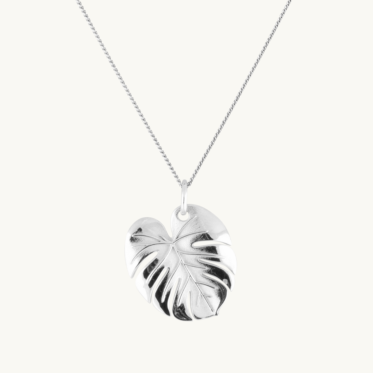 Palm leaf necklace silver