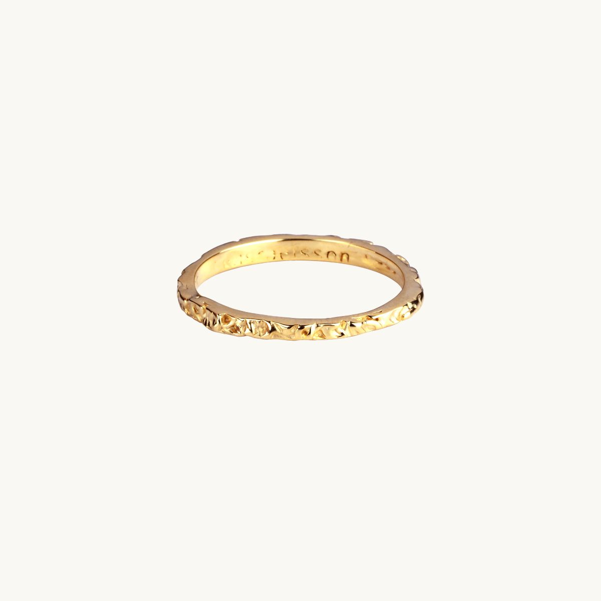 Thin rough ring in gold plated brass
