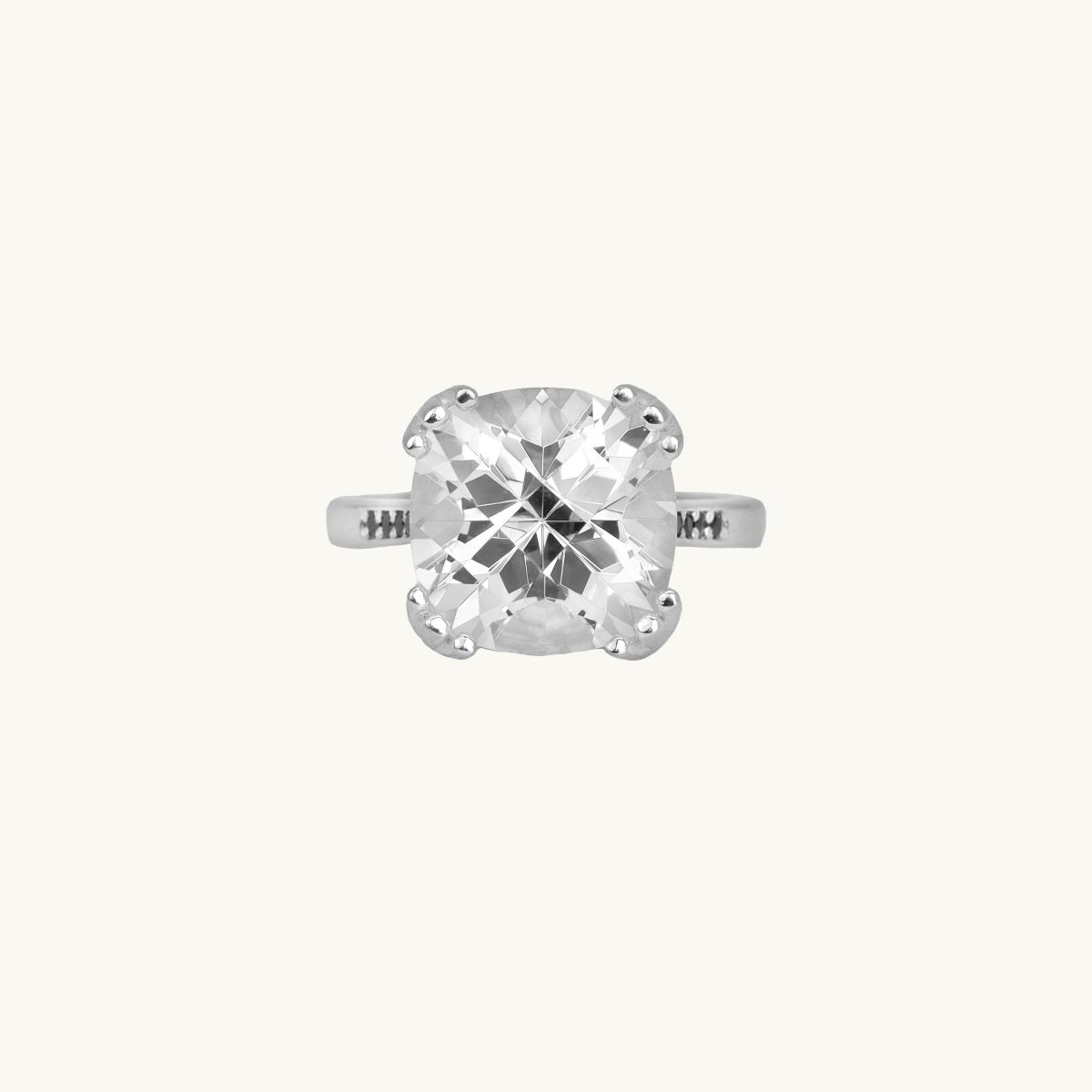 Ring in sterling silver with cz stone and black diamonds