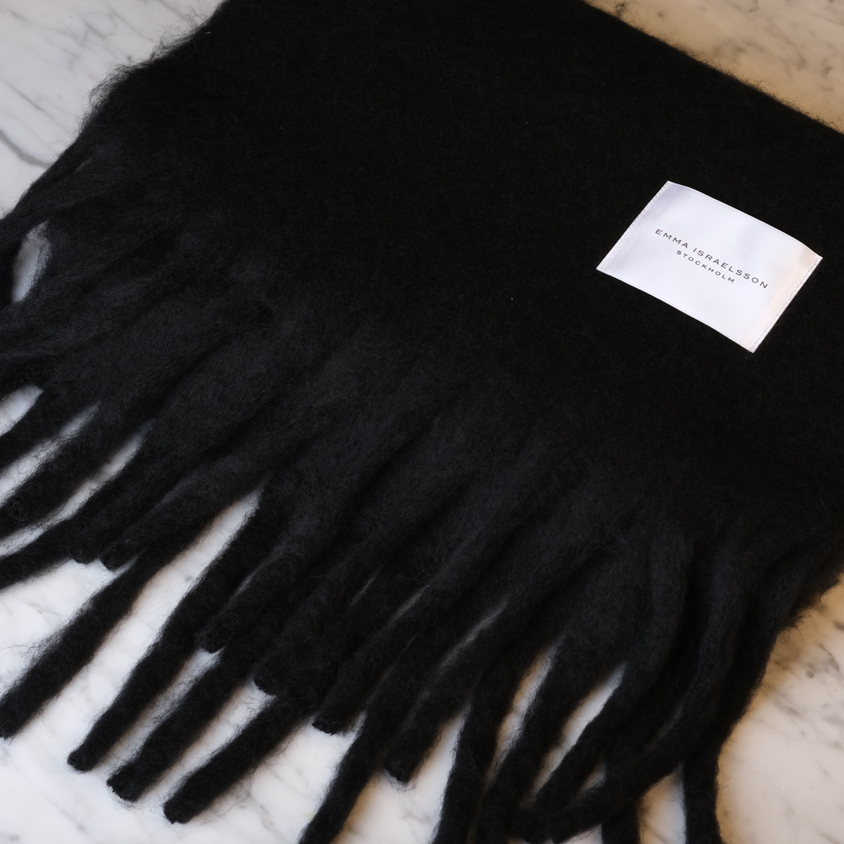 Fluffy black large scarf