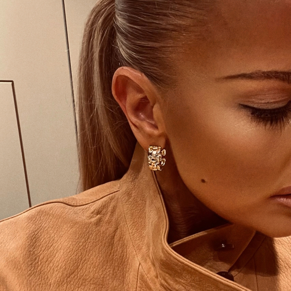 Golden hoops with small rectangular links