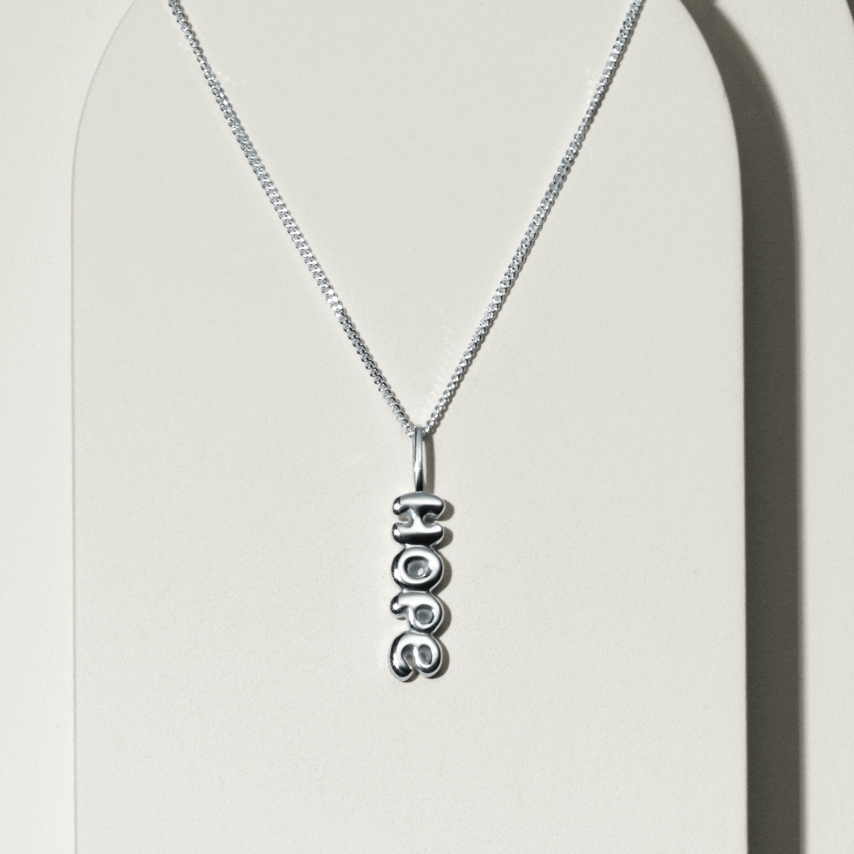 Hope necklace in sterling silver with bolder letters