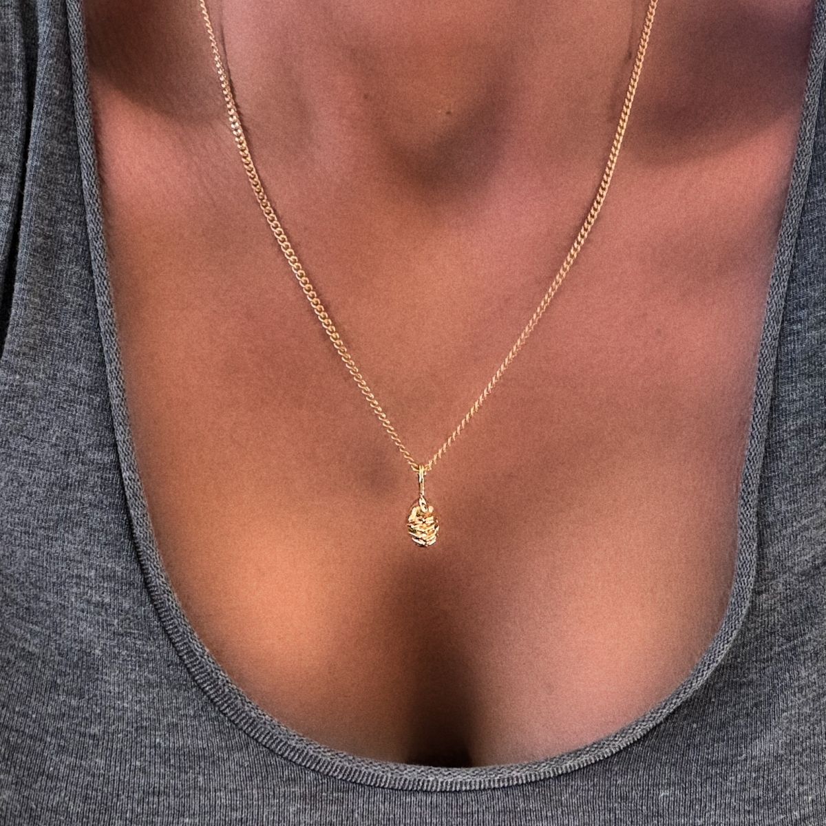 PRAY NECKLACE GOLD